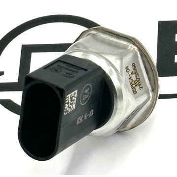 Fuel rail pressure sensor 2235812PE - Paccar Engine