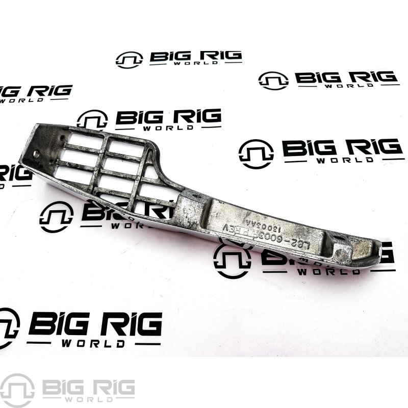 Aluminum Fender Step Polished - Right Side L82-6003R-P - Peterbilt