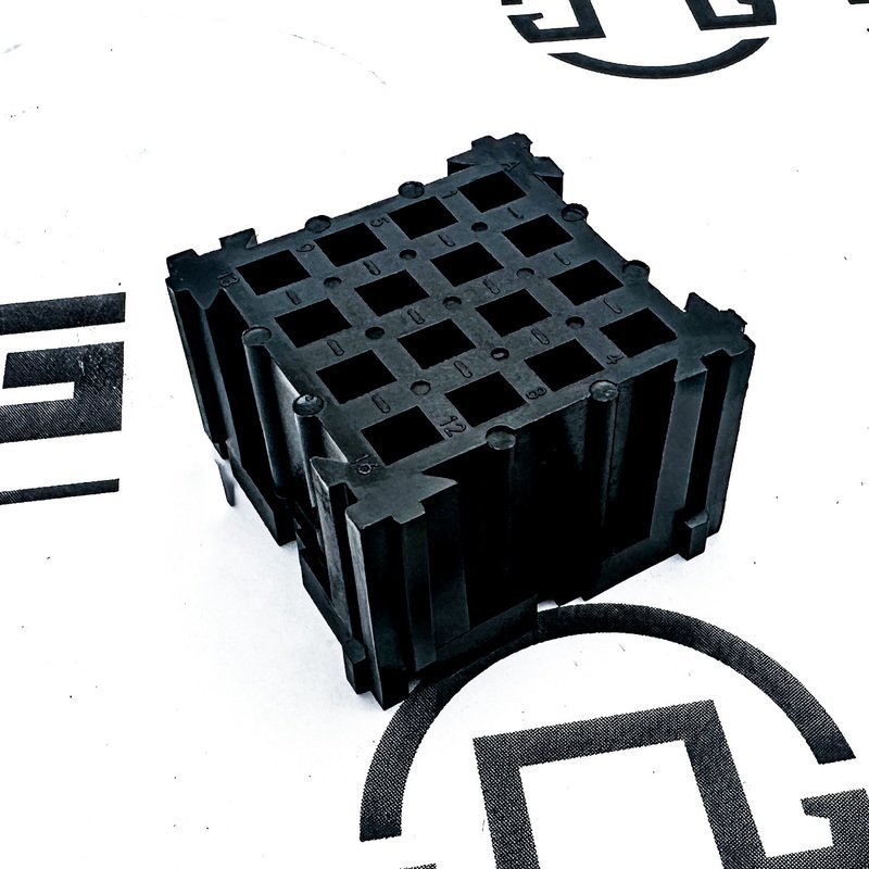 Holder - Dill, Blox, Fuse 059224 - Freightliner