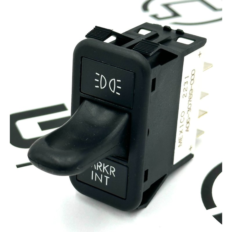 Switch - Clearance And Marker Lamps, Paddle, Interrupt, Double Pole Double Throw A06-30769-000 - Freightliner
