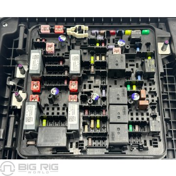 Module - Power Distribution, V - Power Distribution Module, FUSE A06-90283-000 - Freightliner