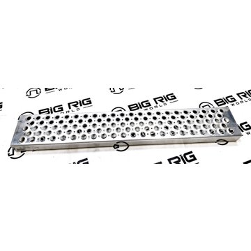 Step-Dpf/Scr Box M82-6339P - Paccar