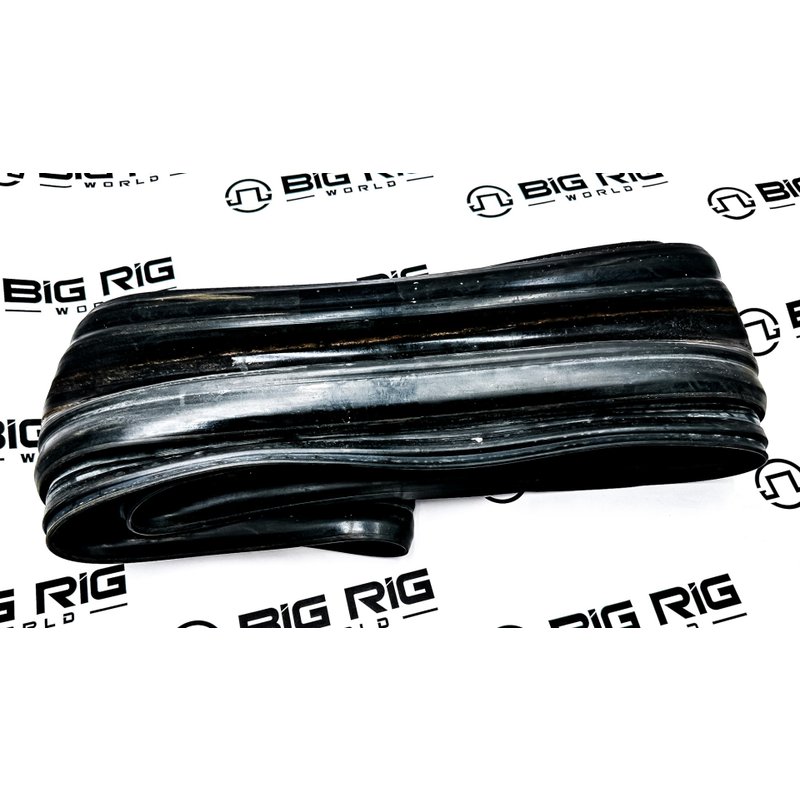 Sleeper Cutout Boot E22-22046-000 - Freightliner