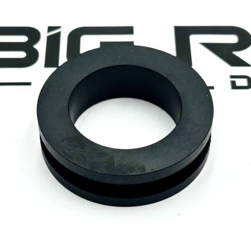 Surge Tank Grommet T4717001 - Paccar