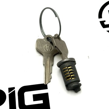 Lock Cylinder W/2 Cut Keys 591456 - Paccar