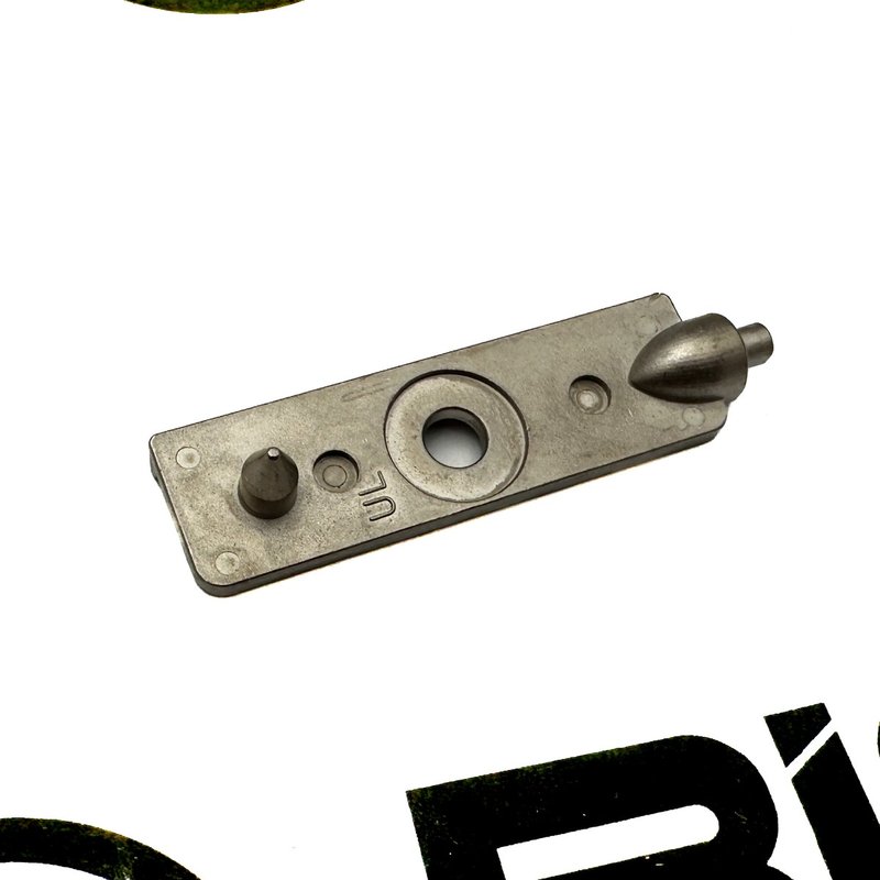 Pin, Hinge, Vent Window, Upper 2586426C1 - International