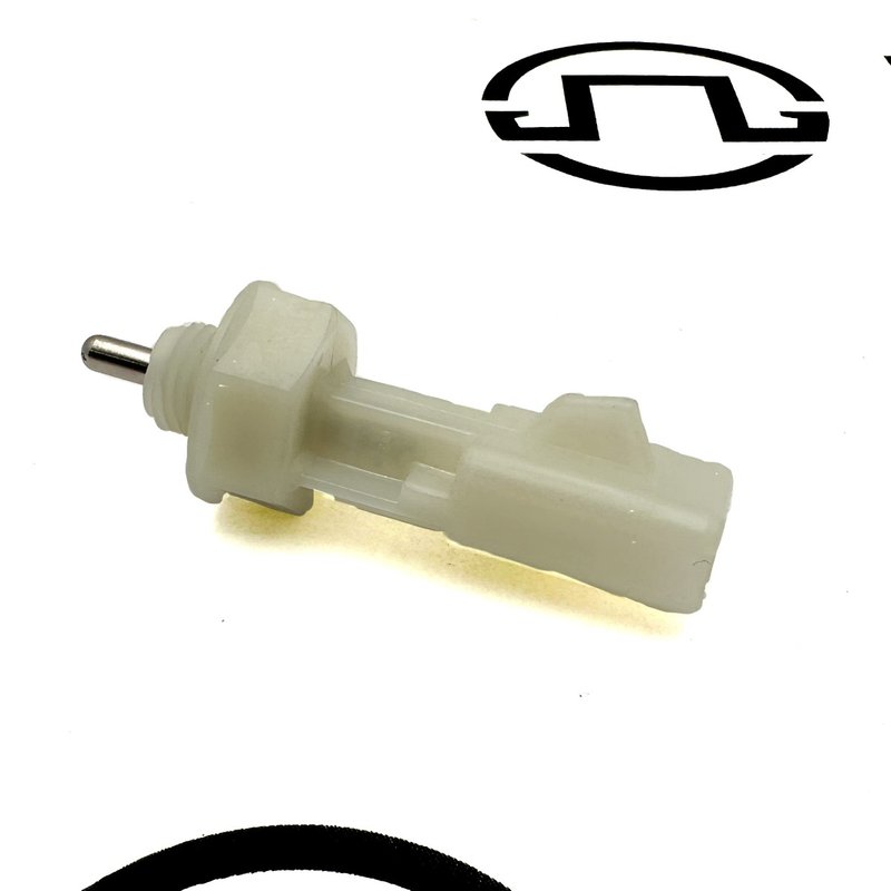 Switch - Differential Pressure 2232548 - Freightliner