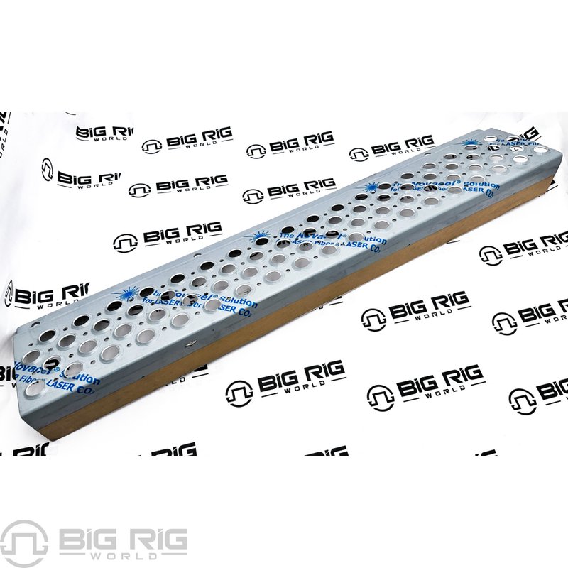 Step-Dpf/Scr Box, Upper M82-6338 - Paccar