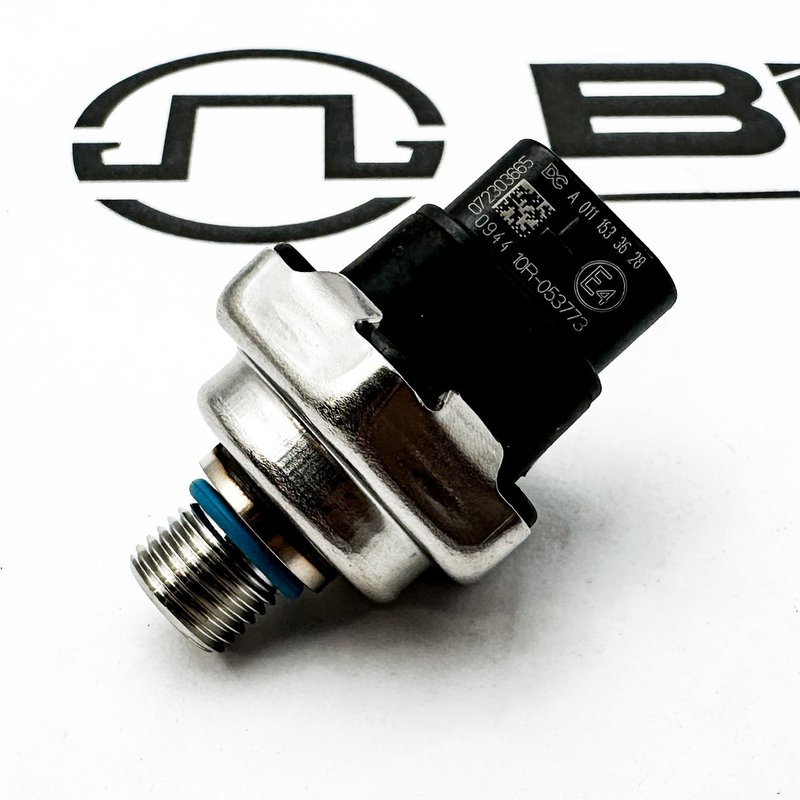 Pressure Sensor - Crankcase A0111533628 - Detroit Diesel