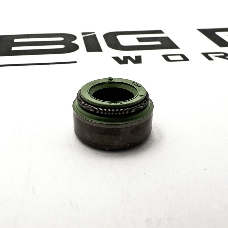 8.24mm Inner Diameter Valve Stem Seal 163-2478 - CAT