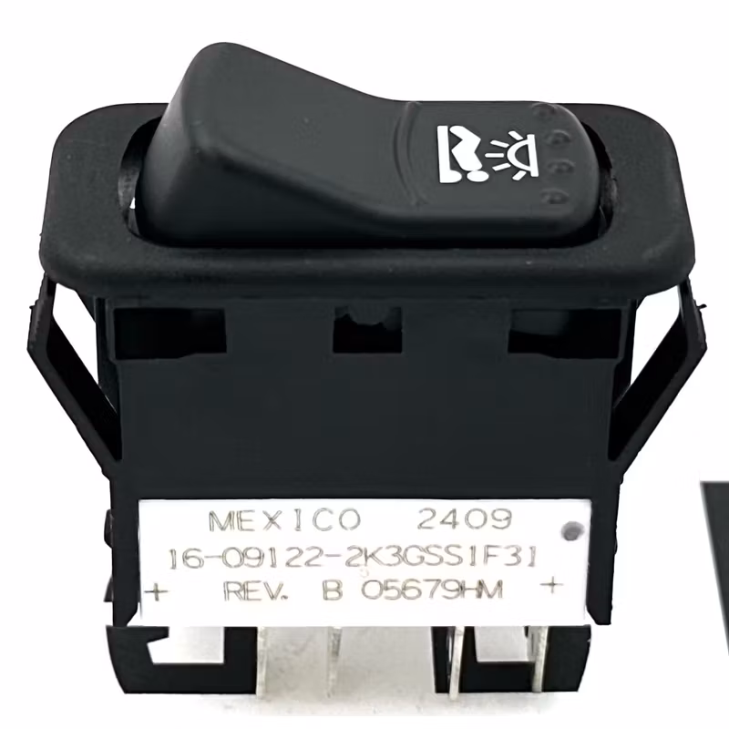 Sleeper Dome Lamp Single Pole Rocker Switch with LEDs 16-091222K3GSS1F31 - Peterbilt